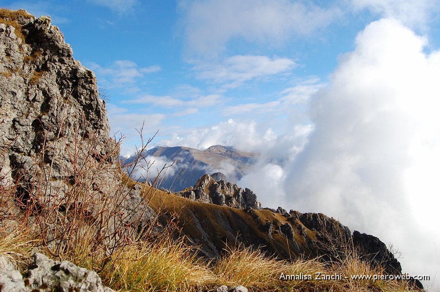 08 Nebbia e sole.JPG